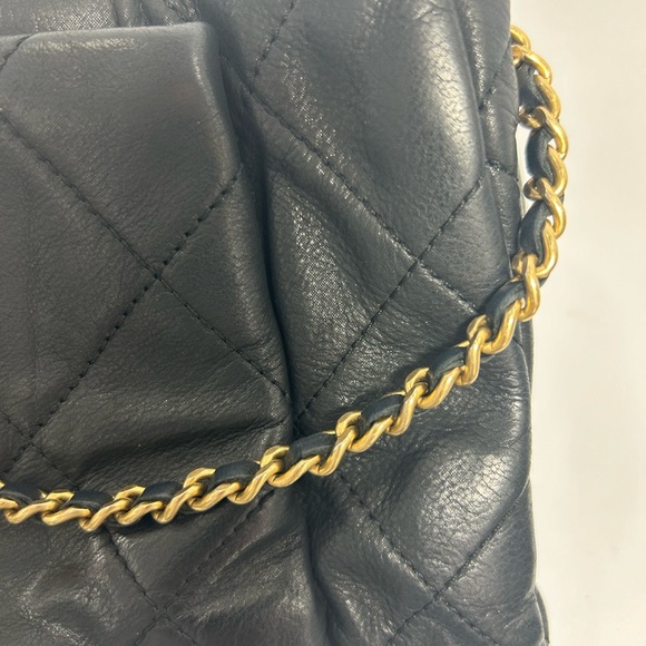 Chanel Chic Quilted Flap Bag - Picture 8 of 16